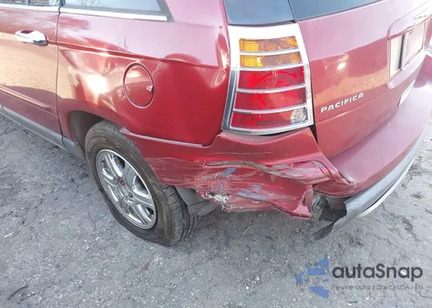 2004 Chrysler Pacifica из США, поврежденный, VIN 2C8GM684X4R628915